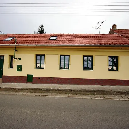 Guest house Max *
